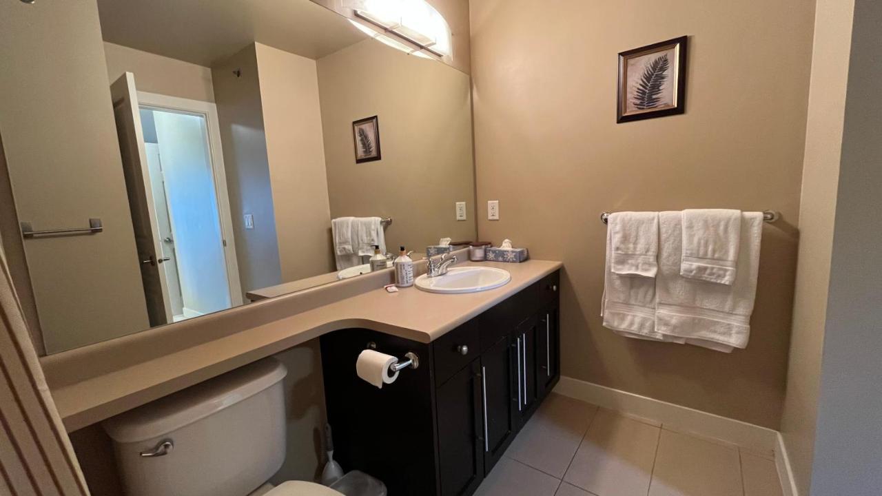 Waterscapes Resort Kelowna 2 Full Bedrooms Suite Vacation Rentals, Short Term Rentals. Екстер'єр фото